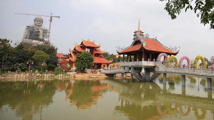 Chiêm ngưỡng bức tượng phật vì hòa bình khổng lồ ở Hà Nội - ảnh 11