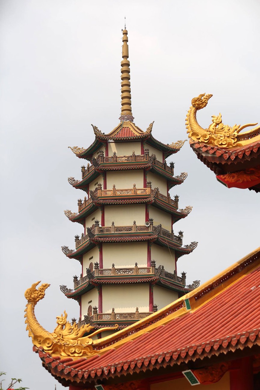 Chiêm ngưỡng bức tượng phật vì hòa bình khổng lồ ở Hà Nội - ảnh 12