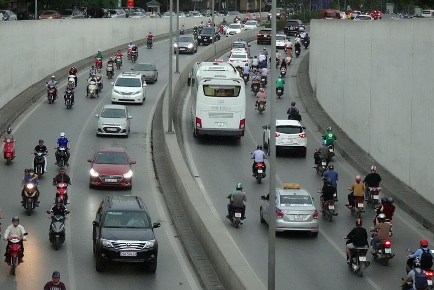 Những rủi ro tiềm ẩn ở hầm chui Kim Liên - ảnh 1