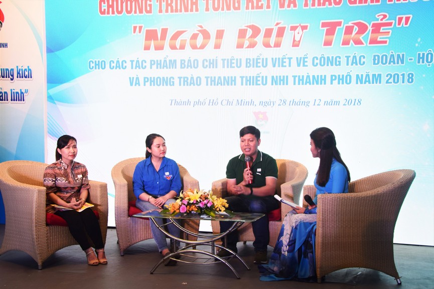 Thành Đoàn TPHCM trao 41 giải thưởng Ngòi bút trẻ - ảnh 2