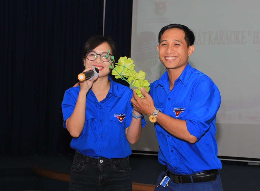 Vui tươi Hội thi