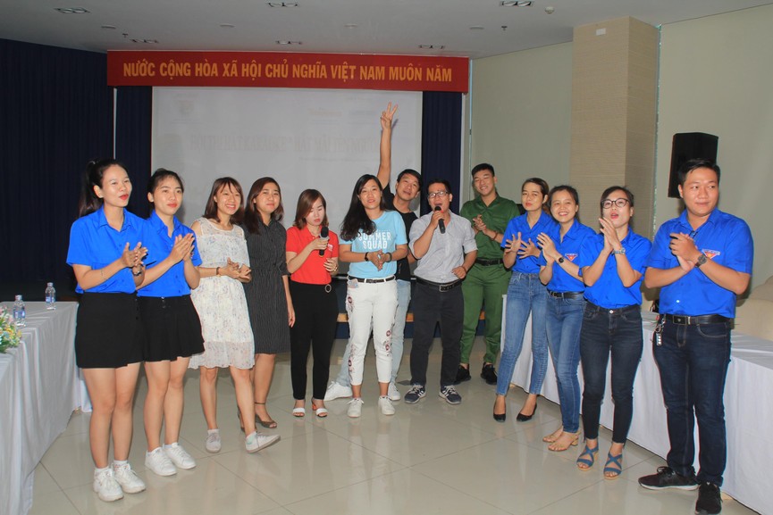 Vui tươi Hội thi