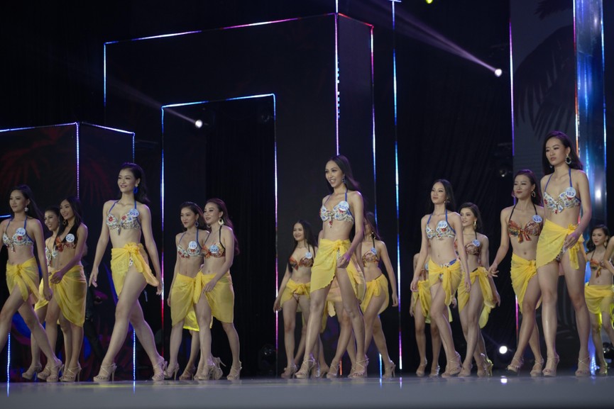 Ấn tượng đêm trình diễn Chung khảo phía Nam Miss World Vietnam 2019 - ảnh 9