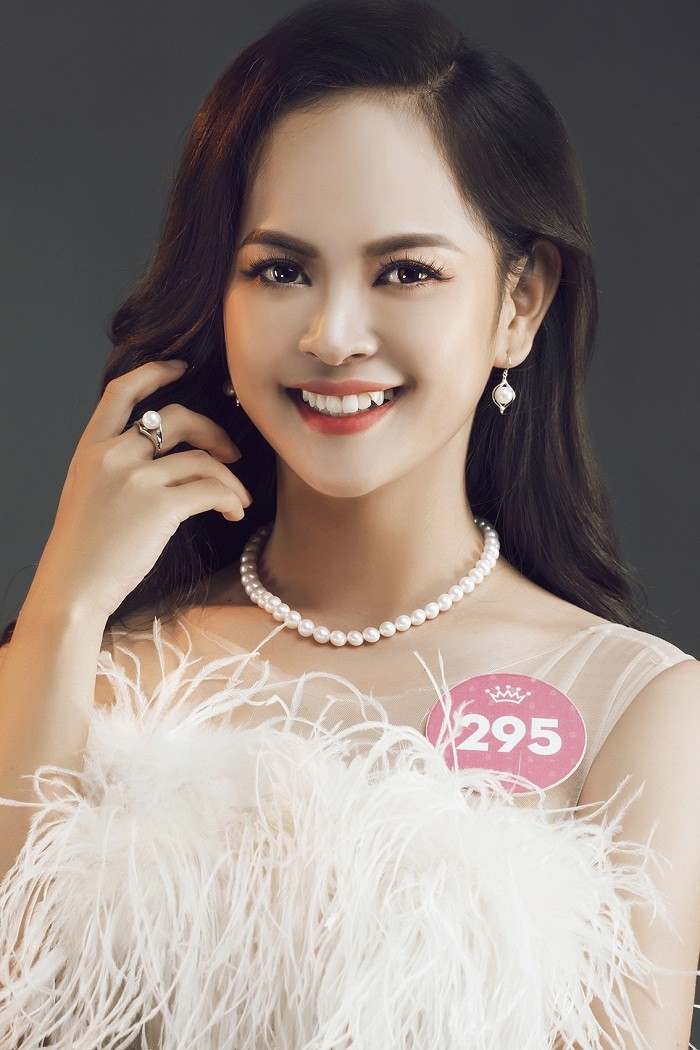 Thí sinh HHVN 2018 diện đầm dạ hội, đeo trang sức ngọc trai đẳng cấp - ảnh 37