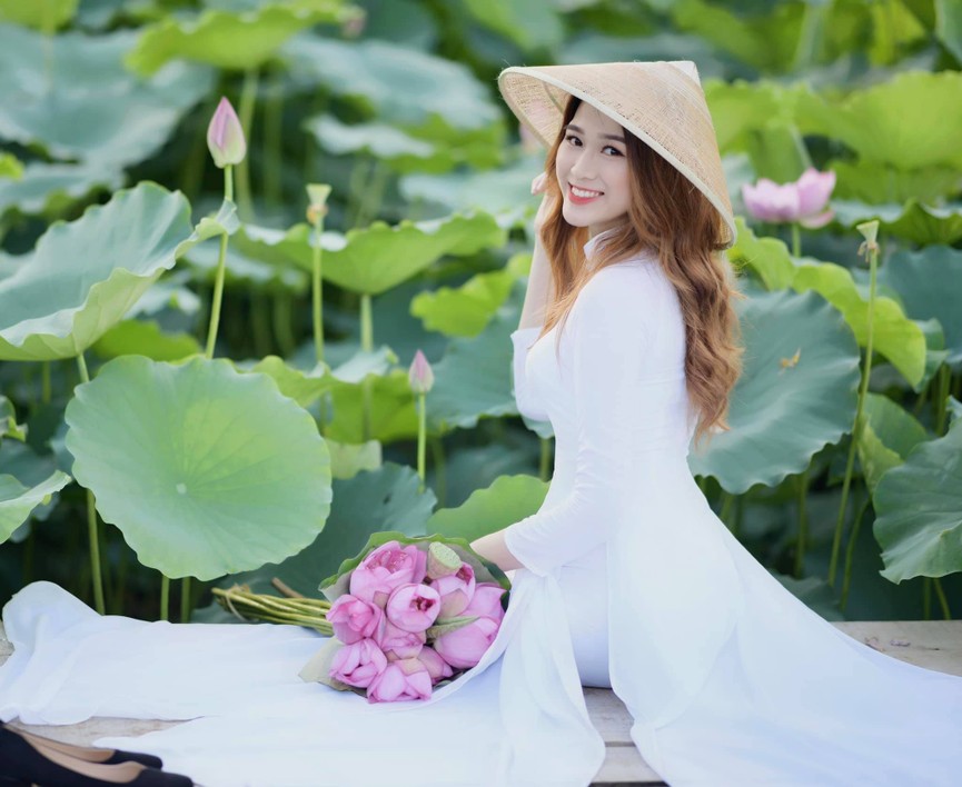 Nhan sắc đời thường xinh đẹp của tân Hoa hậu Việt Nam 2020 Đỗ Thị Hà - ảnh 1