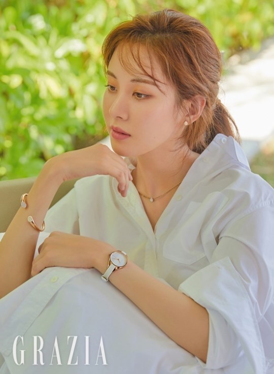 Dàn mỹ nhân xứ Hàn siêu gợi cảm giữa nắng hè - ảnh 4