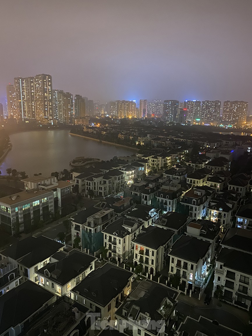 Hưởng ứng giờ Trái đất, hàng loạt chung cư Hà Nội giảm lượng ánh sáng đèn - ảnh 3