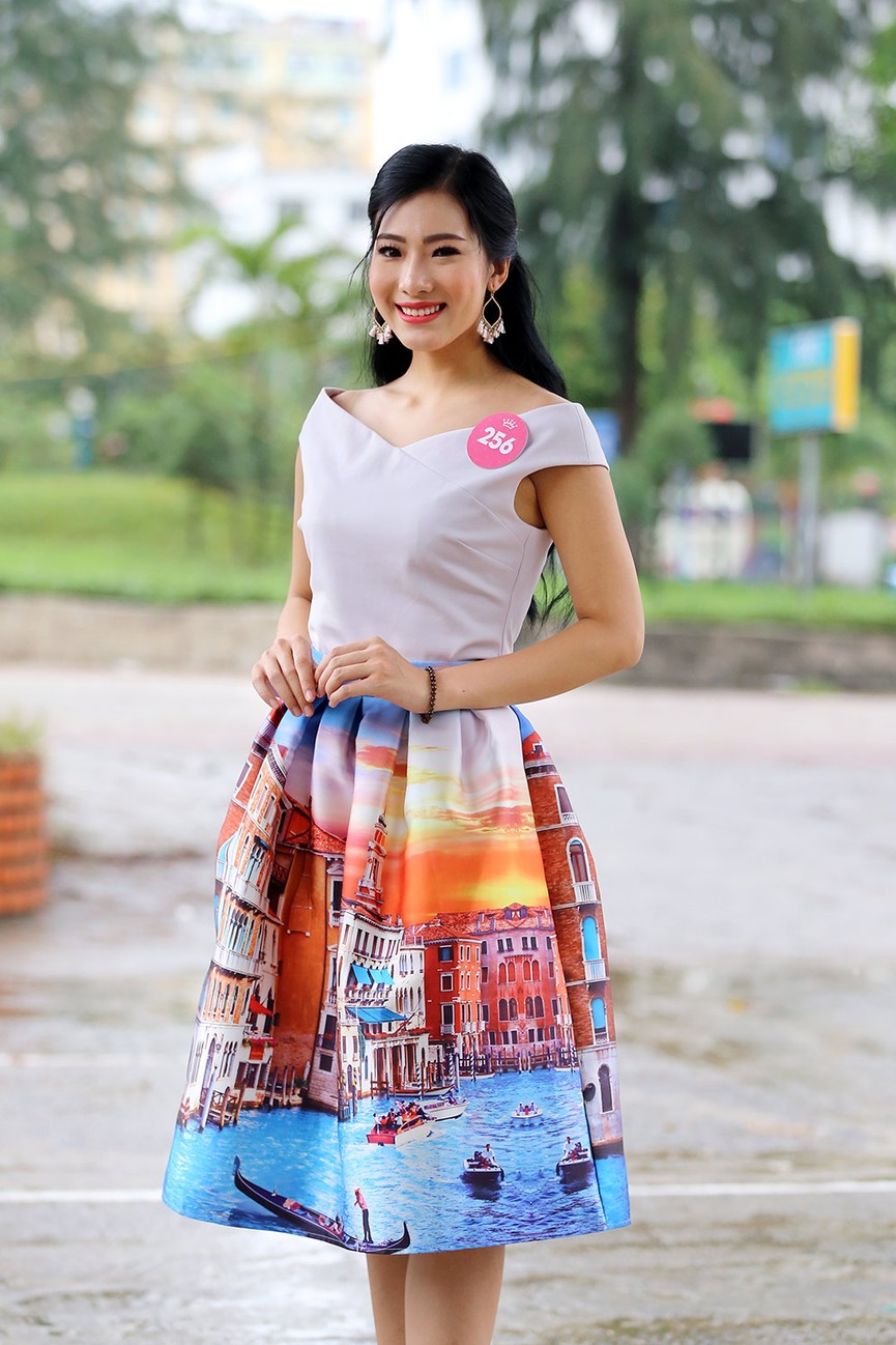 Ngắm thí sinh HHVN rạng rỡ với đầm cocktail - ảnh 12