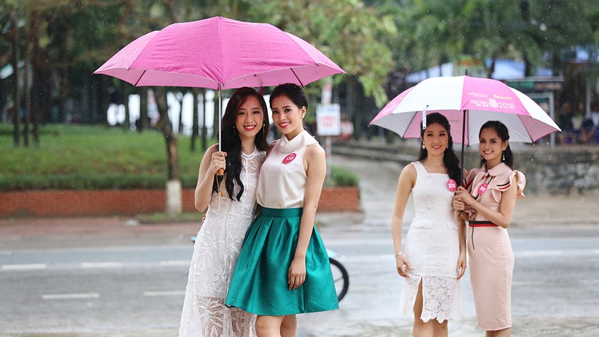 Ngắm thí sinh HHVN rạng rỡ với đầm cocktail - ảnh 3