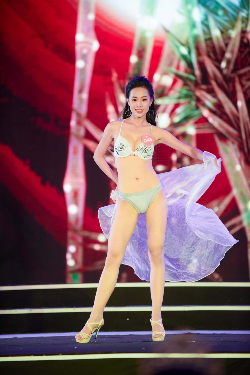Thí sinh phía Bắc HHVN 2018 gợi cảm với bikini - ảnh 2