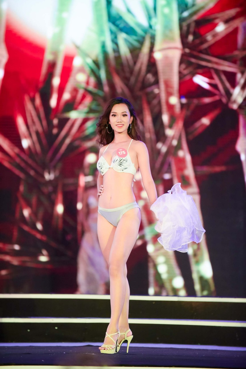 Thí sinh phía Bắc HHVN 2018 gợi cảm với bikini - ảnh 8