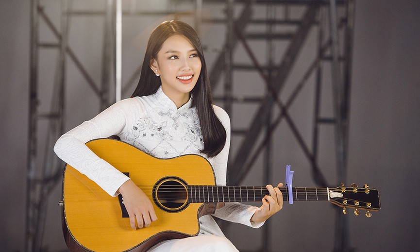 Thùy Tiên gây xúc động với clip tự giới thiệu ở HH Quốc tế 2018 - ảnh 7
