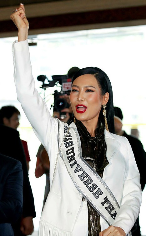 H'Hen Niê thần thái rạng rỡ đọ sắc thí sinh Miss Universe ở Thái Lan - ảnh 6