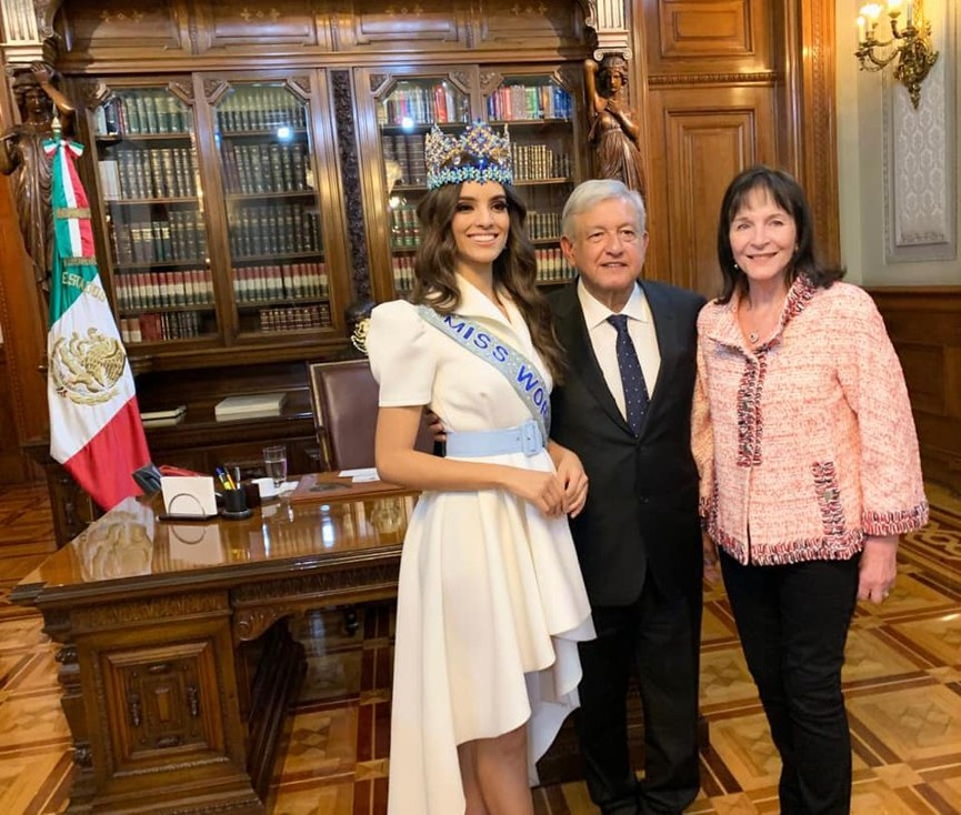 Hoa hậu thế giới 2018 được tổng thống Mexico chào đón khi về nước - ảnh 9