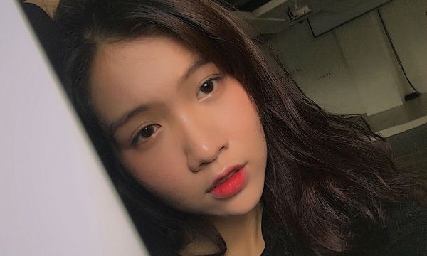 Mặt mộc đời thường xinh đẹp của tân 'nữ hoàng chuyển giới Việt Nam' - ảnh 8