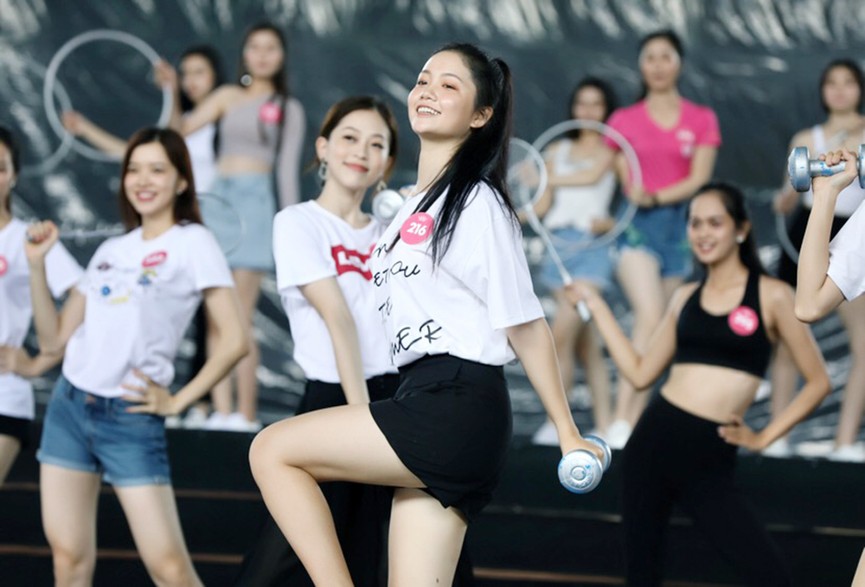Ngập tiếng cười trong buổi tập chuẩn bị Gala 30 năm Hoa hậu Việt Nam - ảnh 4