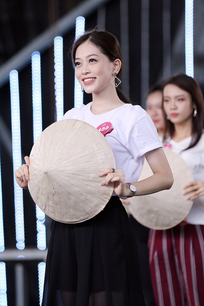 Ngập tiếng cười trong buổi tập chuẩn bị Gala 30 năm Hoa hậu Việt Nam - ảnh 13