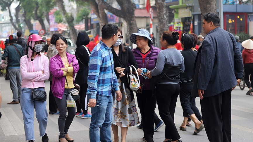 Vé chợ đen 'nóng' trước trận Việt Nam - Campuchia - ảnh 3