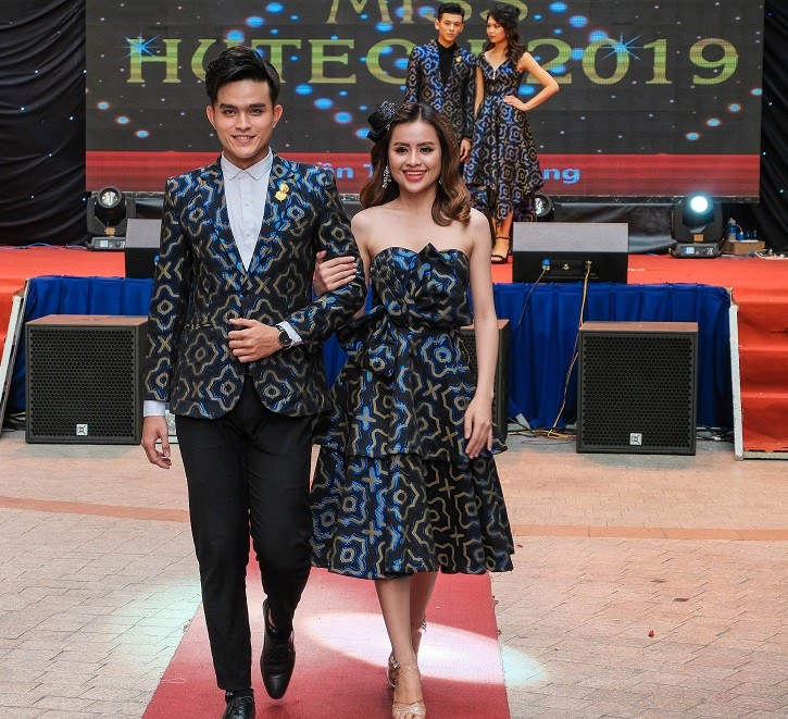 TOP 20 Miss HUTECH rạng ngời trong trang phục thời trang - ảnh 1