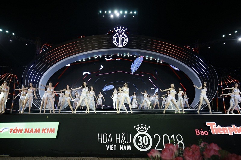 Thí sinh phía Bắc HHVN trình diễn bikini khoe vóc dáng nóng bỏng - ảnh 5