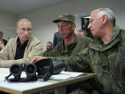 Vì sao Tổng thống Putin lệnh tập trận lúc 4h sáng?