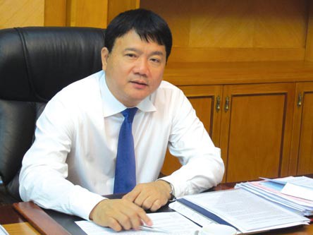 Bộ trưởng Đinh La Thăng chê dịch vụ sân bay Nội Bài