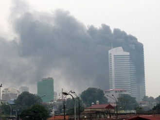 Cháy lớn tại tòa tháp Tập đoàn Điện lực
