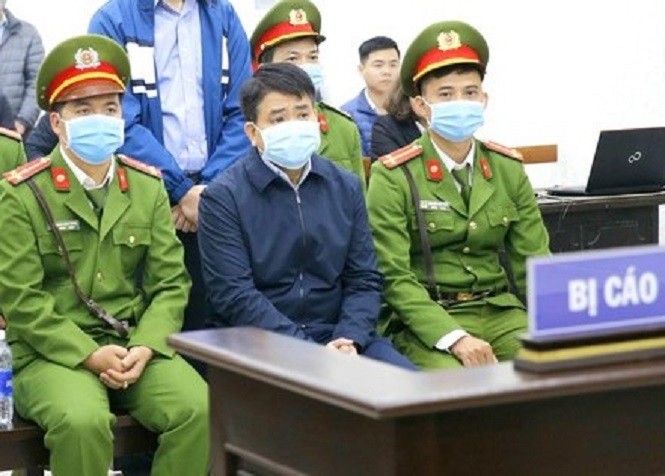 Ông Nguyễn Đức Chung tại tòa án ngày 11/12.