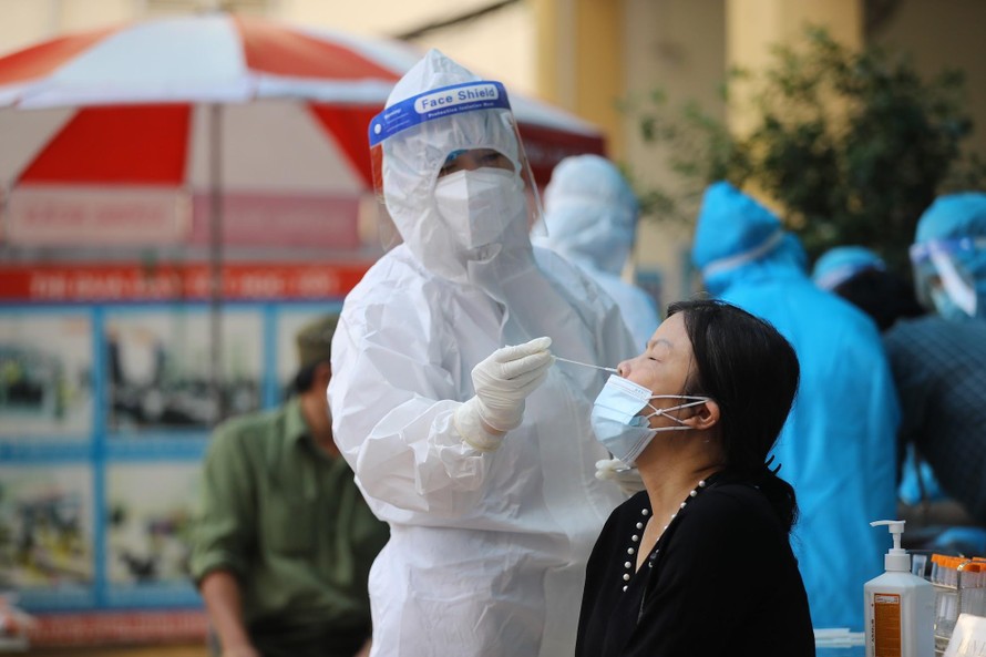 Kết quả xét nghiệm hàng trăm người liên quan hai ca tử vong mắc COVID-19 ở Hà Nội