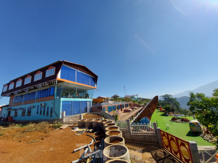 Công trình Cty TNHH Tà Đùng Top View xây dựng trên đất chưa chuyển đổi mục đích sử dụng