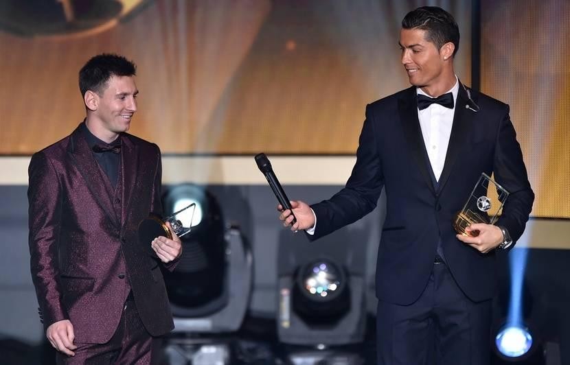 Ronaldo tố chủ biên France Football bịa đặt chuyện tranh đua Quả bóng vàng với Messi