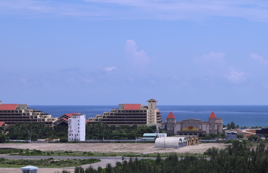 Lô đất ven biển Đà Nẵng được giao cho Cty liên doanh Du lịch và Giải trí quốc tế đặc biệt Silver Shores Hoàng Đạt xây dựng khu giải trí quốc tế.