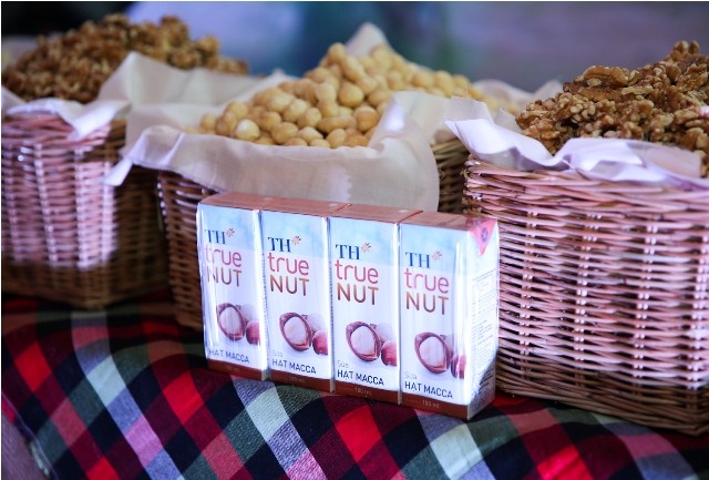 Sản phẩm sữa hạt TH true NUT mới ra mắt của Tập đoàn TH