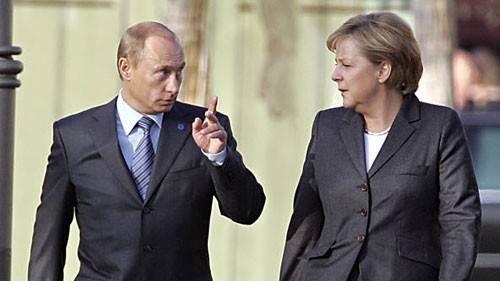 Tổng thống Nga Vladimir Putin và Thủ tướng Đức Angela Merkel