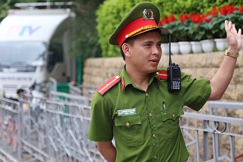 1000 cảnh sát được bố trí bảo vệ an ninh lễ hội Đền Hùng. Ảnh: Phạm Dự.
