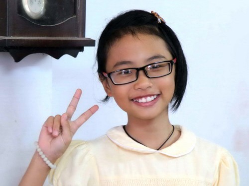 Gặp Phương Mỹ Chi - cô bé 10 tuổi hát dân ca triệu người mê