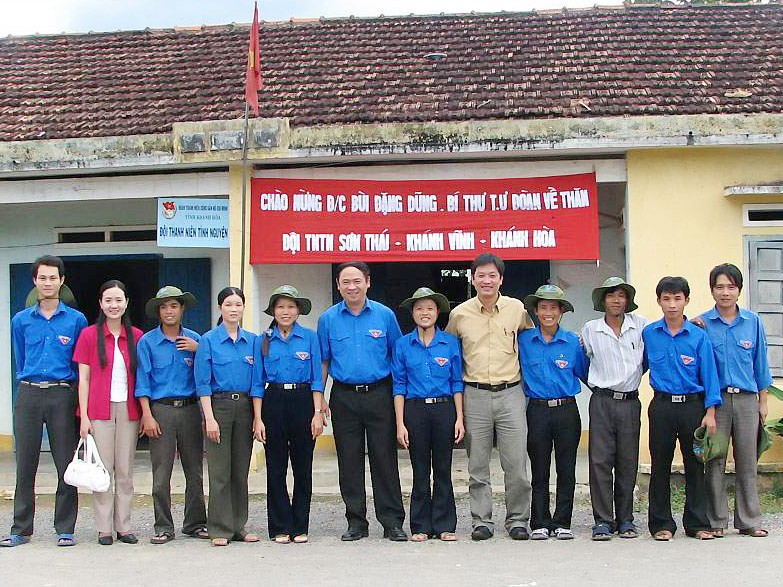 Đội TNTN ở Sơn Thái năm 2006
