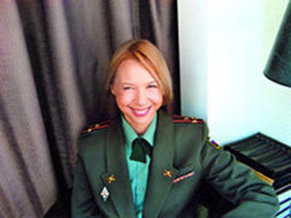Nữ Tướng Yelena Knyazeva
