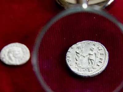 Tìm thấy hai kho báu thuộc thời La Mã
