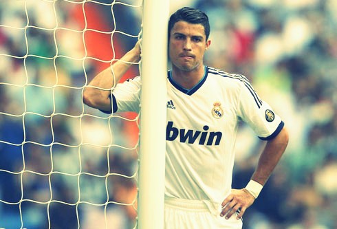 Vì sao Ronaldo "buồn?