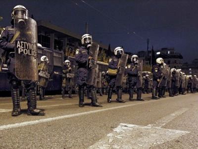 Người biểu tình Hy Lạp đụng độ với cảnh sát