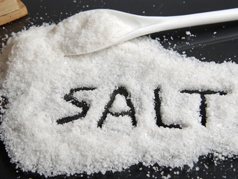 5 lý do nên ăn ít muối