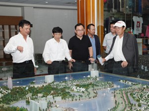 Tỉ phú địa ốc Trung Quốc tìm cơ hội đầu tư tại Tuần Châu