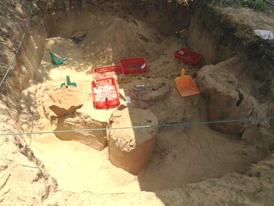 Phát hiện mộ chum 2.000 năm tại Hội An