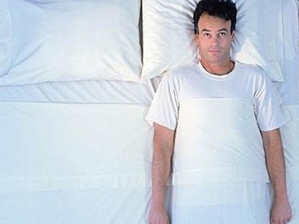 Đàn ông có vợ ngủ chay được bao lâu?