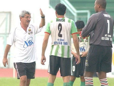 HLV Calisto:“V-League cần học nhiều ở Thai-League”