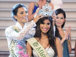 Người đẹp Ấn Độ đăng quang Hoa hậu Trái Đất
