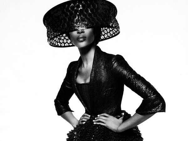 'Báo đen' Naomi Campbell đẳng cấp của siêu mẫu