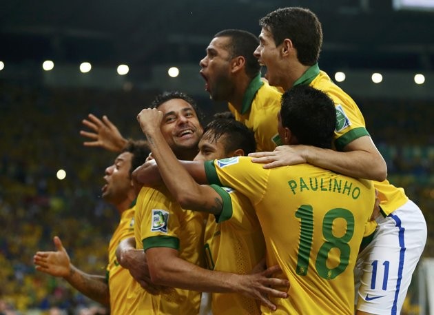 Hủy diệt Tây Ban Nha, Brazil vô địch Confed Cup