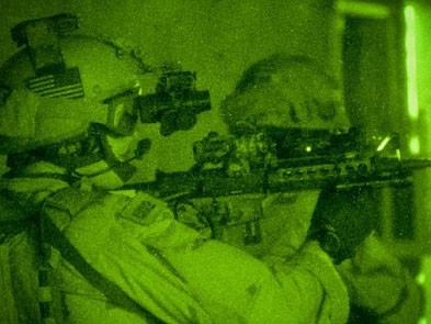 Mỹ dùng kính áp tròng ‘mắt mèo’ để tiêu diệt bin Laden
